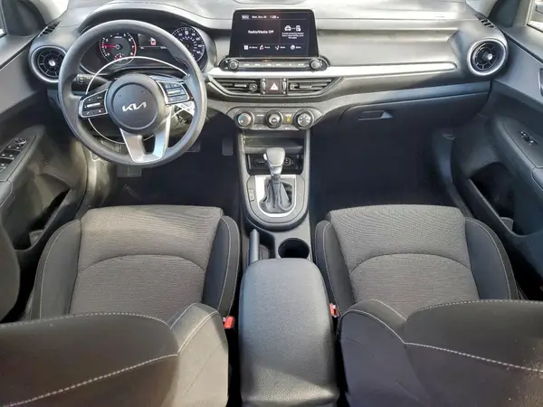 3KPF24AD7PE674080 2023 KIA FORTE - Image 8