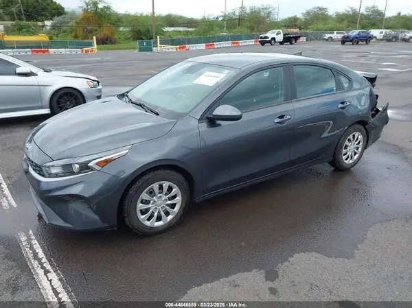 3KPF24AD7PE676959 2023 KIA FORTE - Image 2