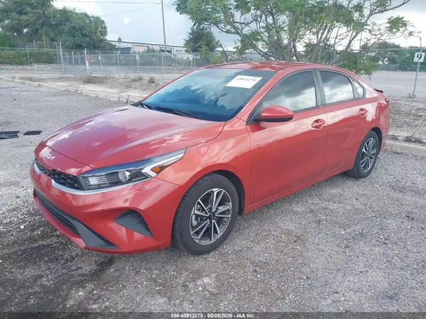 3KPF24AD7PE677674 2023 KIA FORTE - Image 2