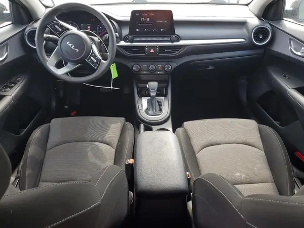 3KPF24AD7PE678081 2023 KIA FORTE - Image 8