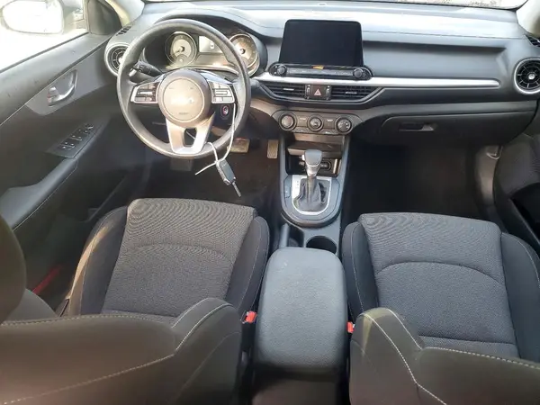 3KPF24AD7PE678369 2023 KIA FORTE - Image 8
