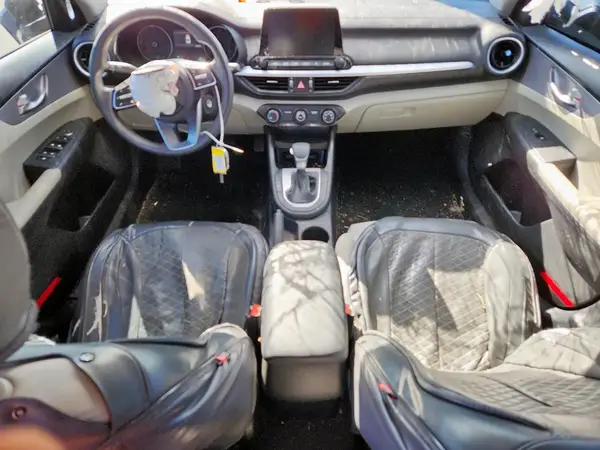 3KPF24AD7PE678503 2023 KIA FORTE - Image 8