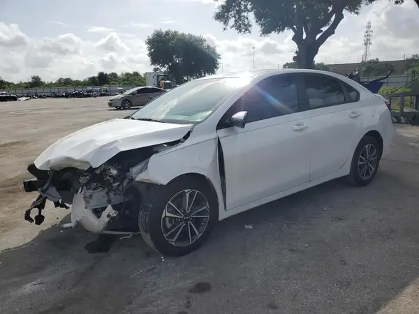 3KPF24AD7PE679456 2023 KIA FORTE - Image 1