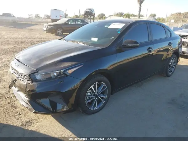 3KPF24AD7PE680915 2023 KIA FORTE - Image 2
