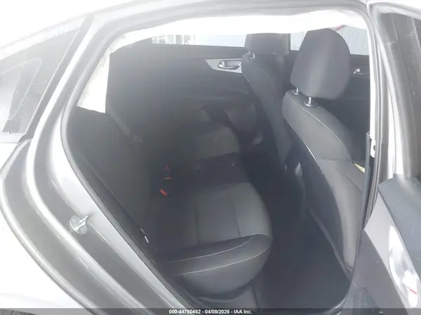 3KPF24AD7PE682602 2023 KIA FORTE - Image 8