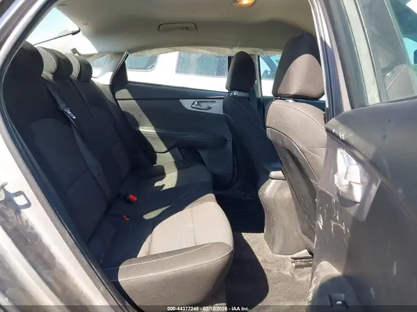 3KPF24AD7PE683300 2023 KIA FORTE - Image 8