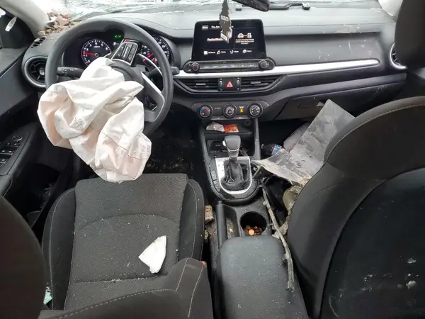 3KPF24AD7PE685029 2023 KIA FORTE - Image 8