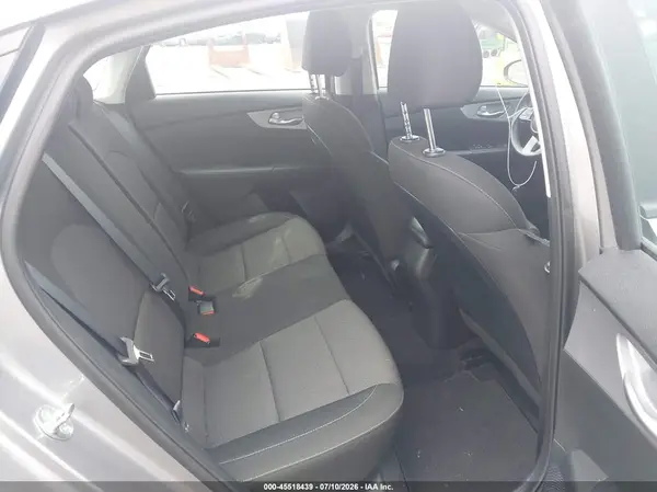 3KPF24AD7PE689534 2023 KIA FORTE - Image 8