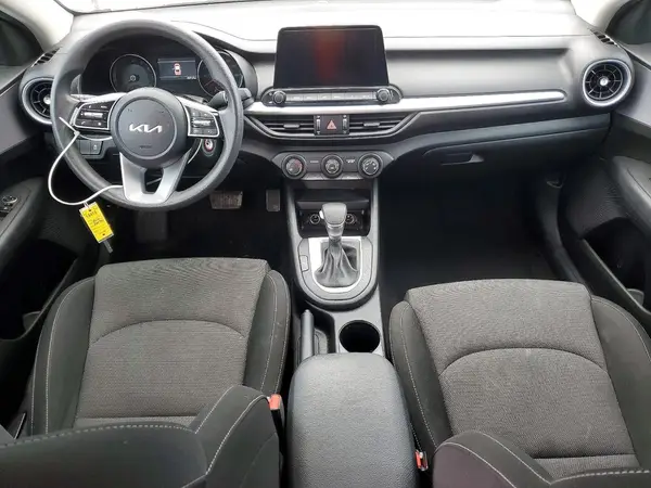 3KPF24AD7PE689940 2023 KIA FORTE - Image 8