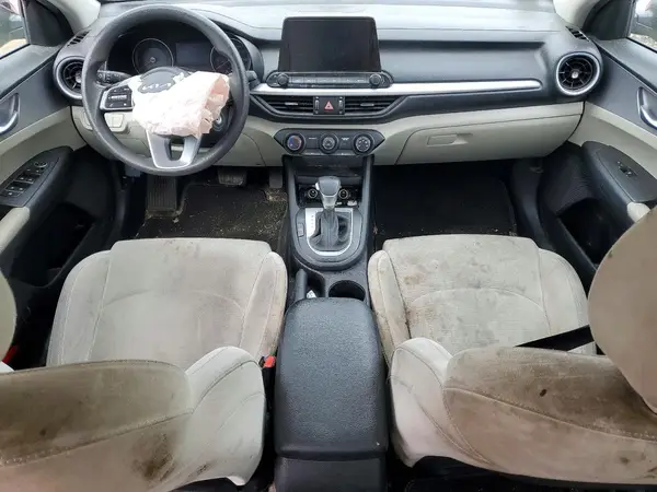 3KPF24AD7PE690182 2023 KIA FORTE - Image 8