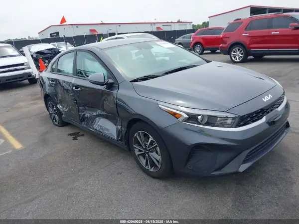 3KPF24AD7PE690487 2023 KIA FORTE - Image 1