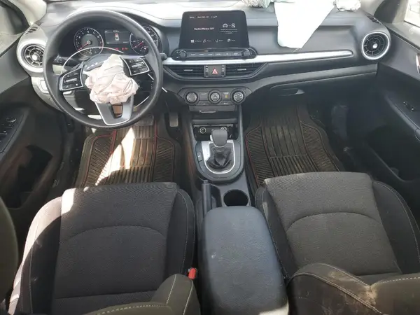 3KPF24AD7PE694037 2023 KIA FORTE - Image 8