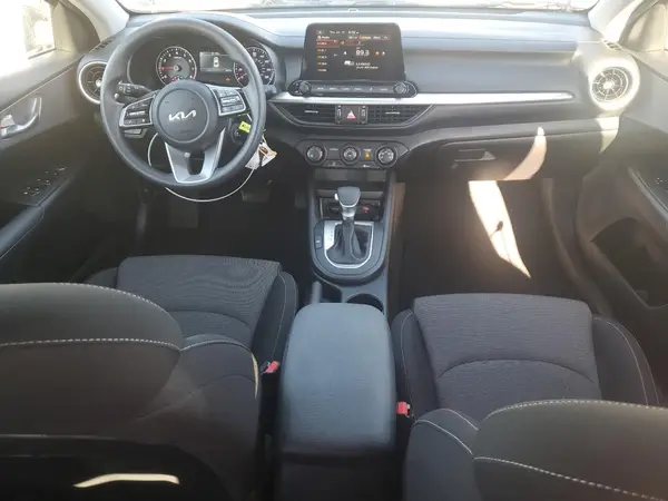 3KPF24AD7RE701264 2024 KIA FORTE - Image 8