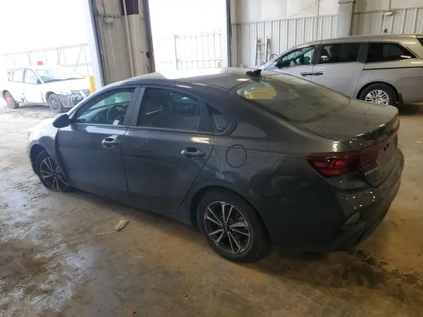 3KPF24AD7RE704746 2024 KIA FORTE - Image 2
