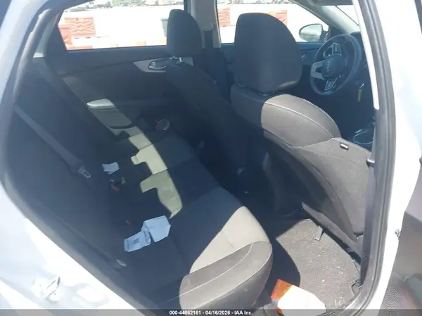 3KPF24AD7RE705640 2024 KIA FORTE - Image 8