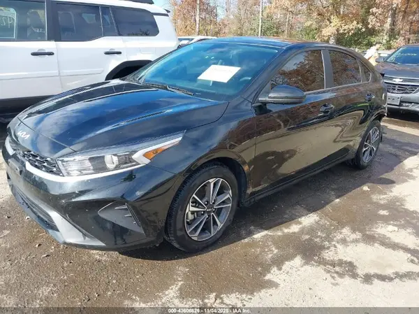 3KPF24AD7RE709297 2024 KIA FORTE - Image 2