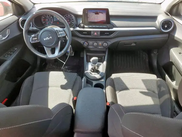 3KPF24AD7RE711776 2024 KIA FORTE - Image 8