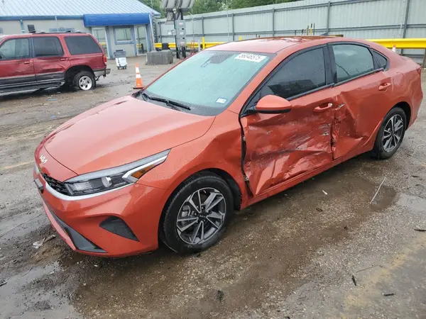 3KPF24AD7RE712717 2024 KIA FORTE - Image 1