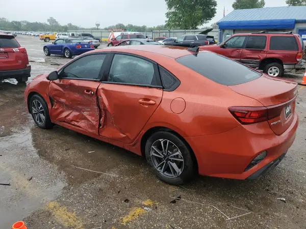 3KPF24AD7RE712717 2024 KIA FORTE - Image 2