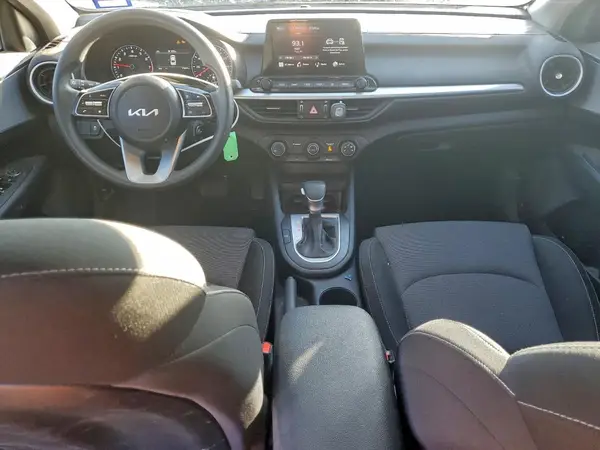 3KPF24AD7RE713009 2024 KIA FORTE - Image 8