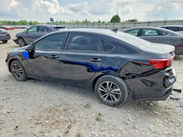 3KPF24AD7RE714306 2024 KIA FORTE - Image 2