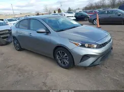 3KPF24AD7RE714564 2024 KIA FORTE