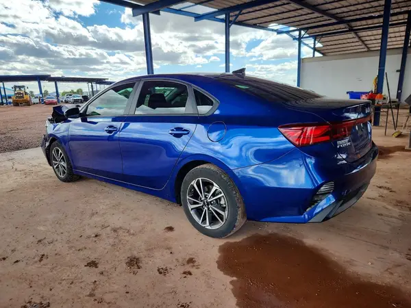 3KPF24AD7RE716122 2024 KIA FORTE - Image 2