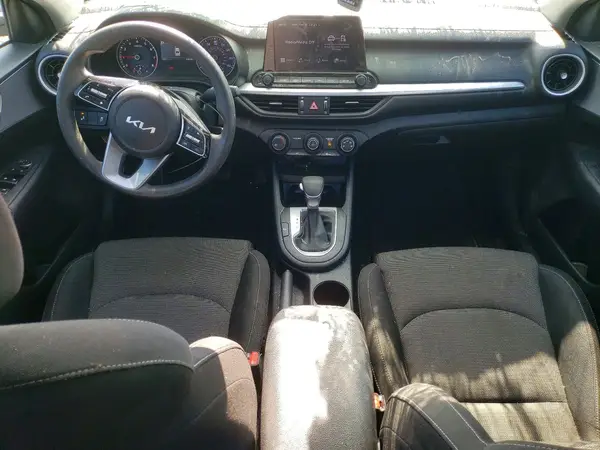 3KPF24AD7RE717609 2024 KIA FORTE - Image 8