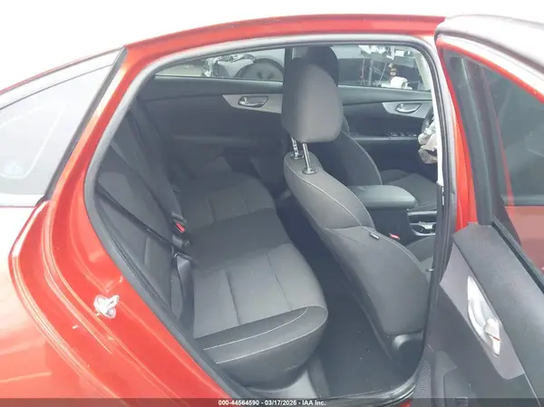 3KPF24AD7RE720252 2024 KIA FORTE - Image 8