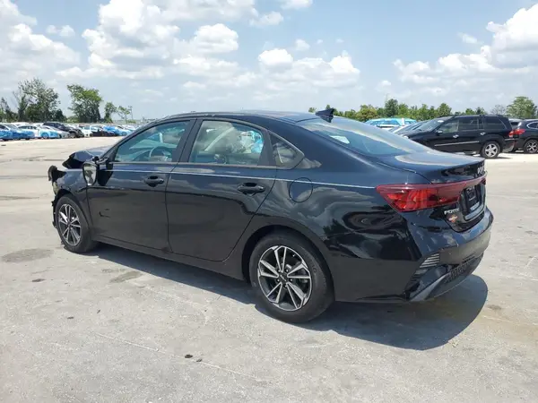 3KPF24AD7RE724009 2024 KIA FORTE - Image 2