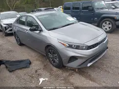 3KPF24AD7RE726696 2024 KIA FORTE