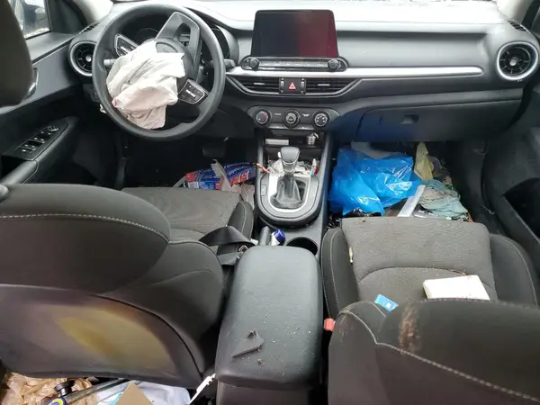 3KPF24AD7RE728741 2024 KIA FORTE - Image 8