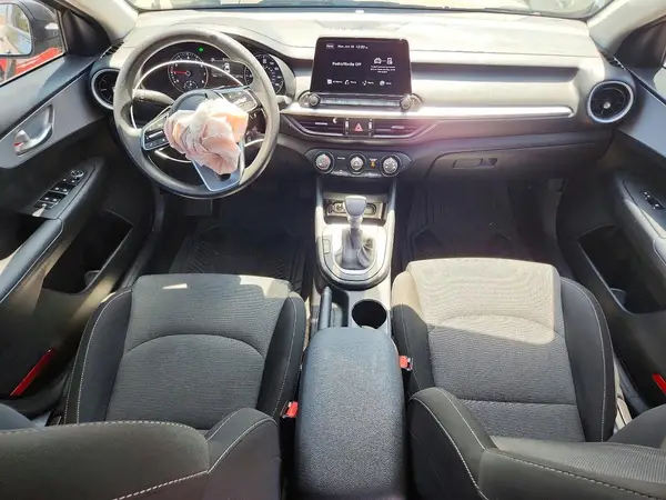 3KPF24AD7RE729792 2024 KIA FORTE - Image 8