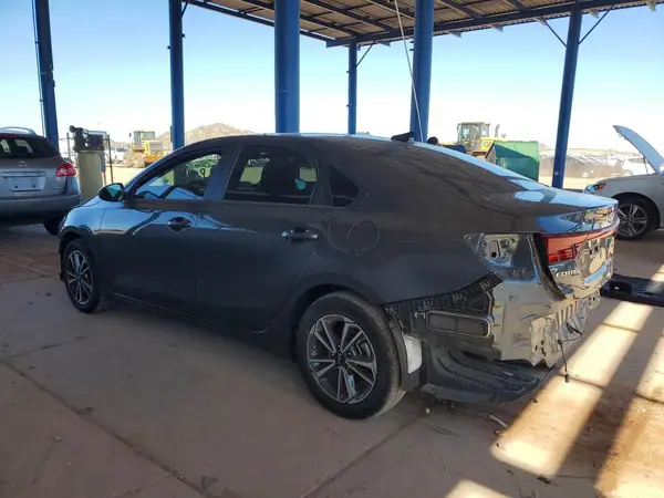 3KPF24AD7RE731171 2024 KIA FORTE - Image 2