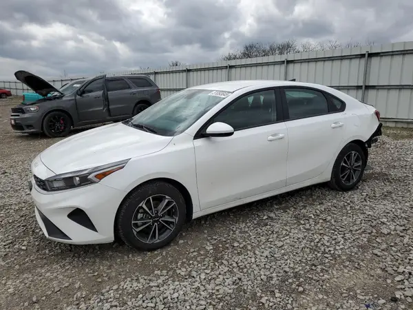 3KPF24AD7RE731428 2024 KIA FORTE - Image 1