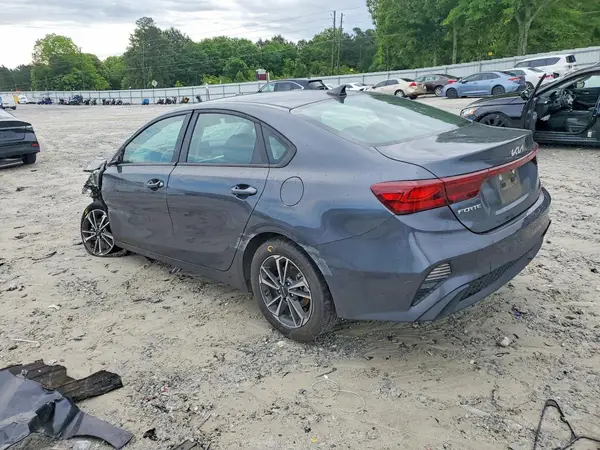 3KPF24AD7RE733339 2024 KIA FORTE - Image 2