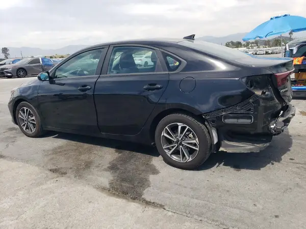 3KPF24AD7RE735012 2024 KIA FORTE - Image 2