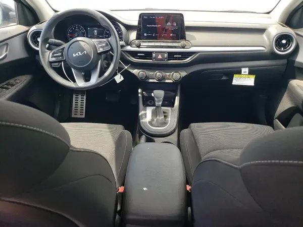 3KPF24AD7RE735012 2024 KIA FORTE - Image 8