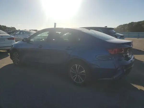 3KPF24AD7RE735656 2024 KIA FORTE - Image 2