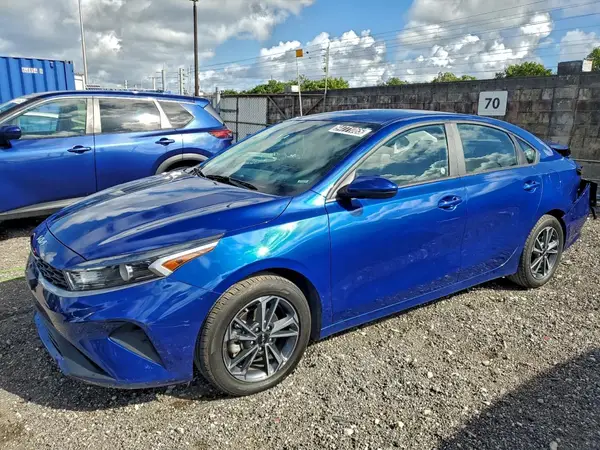 3KPF24AD7RE735818 2024 KIA FORTE - Image 1