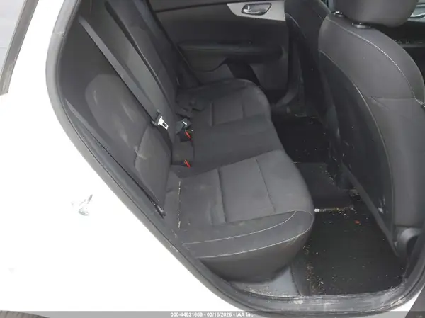 3KPF24AD7RE739237 2024 KIA FORTE - Image 8