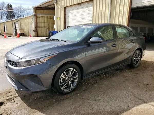 3KPF24AD7RE740517 2024 KIA FORTE - Image 1