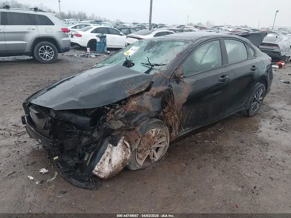 3KPF24AD7RE741831 2024 KIA FORTE - Image 2