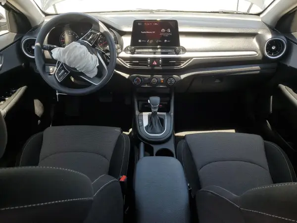 3KPF24AD7RE749878 2024 KIA FORTE - Image 8
