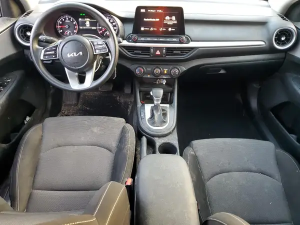 3KPF24AD7RE749962 2024 KIA FORTE - Image 8