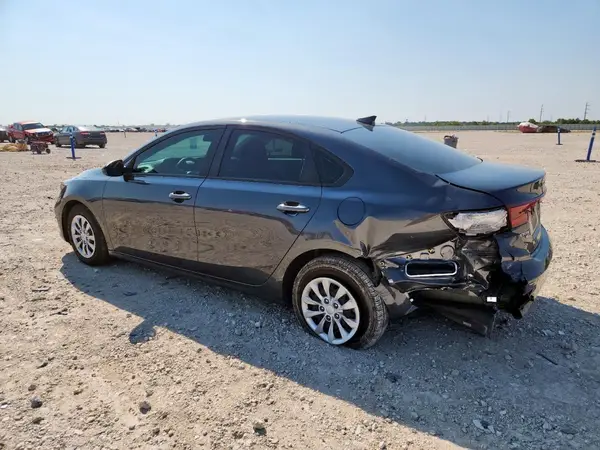 3KPF24AD7RE751369 2024 KIA FORTE - Image 2