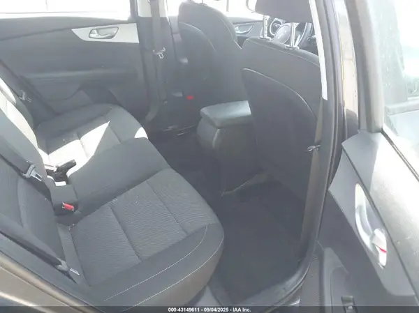 3KPF24AD7RE751484 2024 KIA FORTE - Image 8