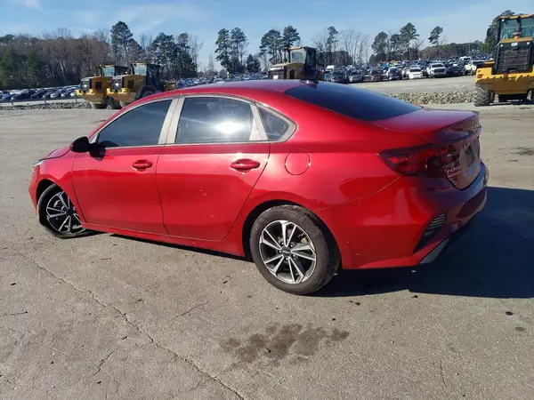 3KPF24AD7RE752067 2024 KIA FORTE - Image 2