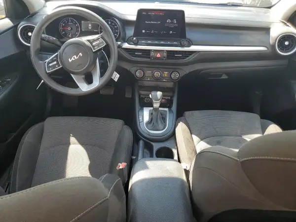 3KPF24AD7RE752358 2024 KIA FORTE - Image 8