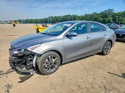 3KPF24AD7RE755230 2024 KIA FORTE
